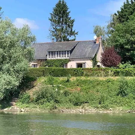 : Maison Vue Loire * Behuard