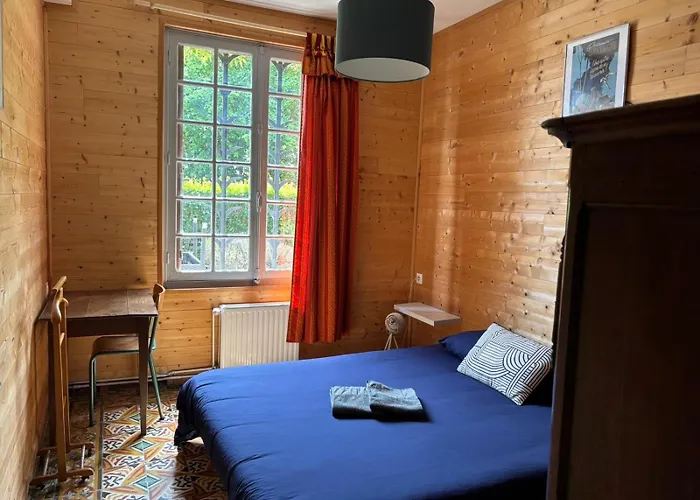 : Maison Vue Loire 度假居 Behuard